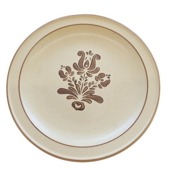Pfaltzgraff Yorktowne Ceramic Dinner Plates Set 2 - Picture 3 of 6